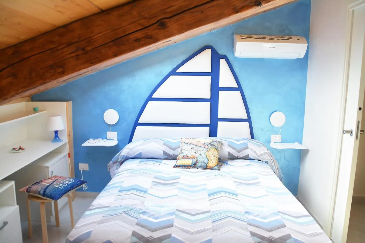 B&B La Mansarda Neapol 5*,