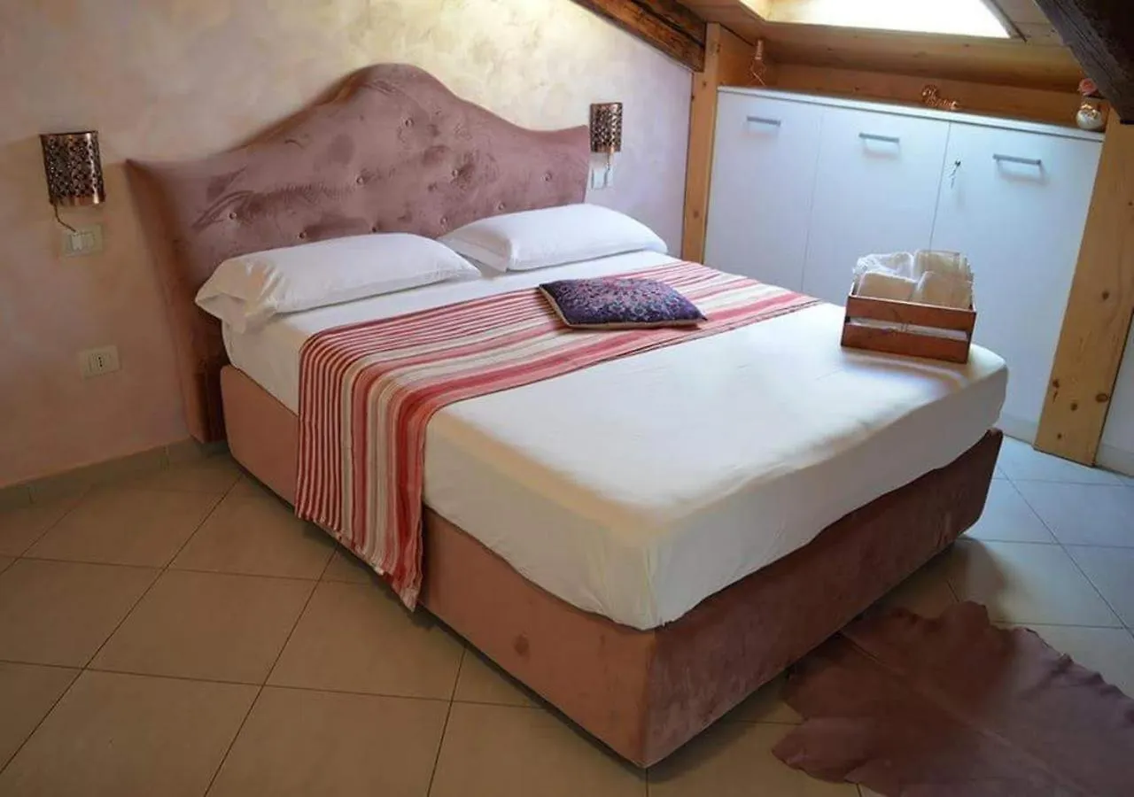 B&B La Mansarda Neapol 5*,  Włochy